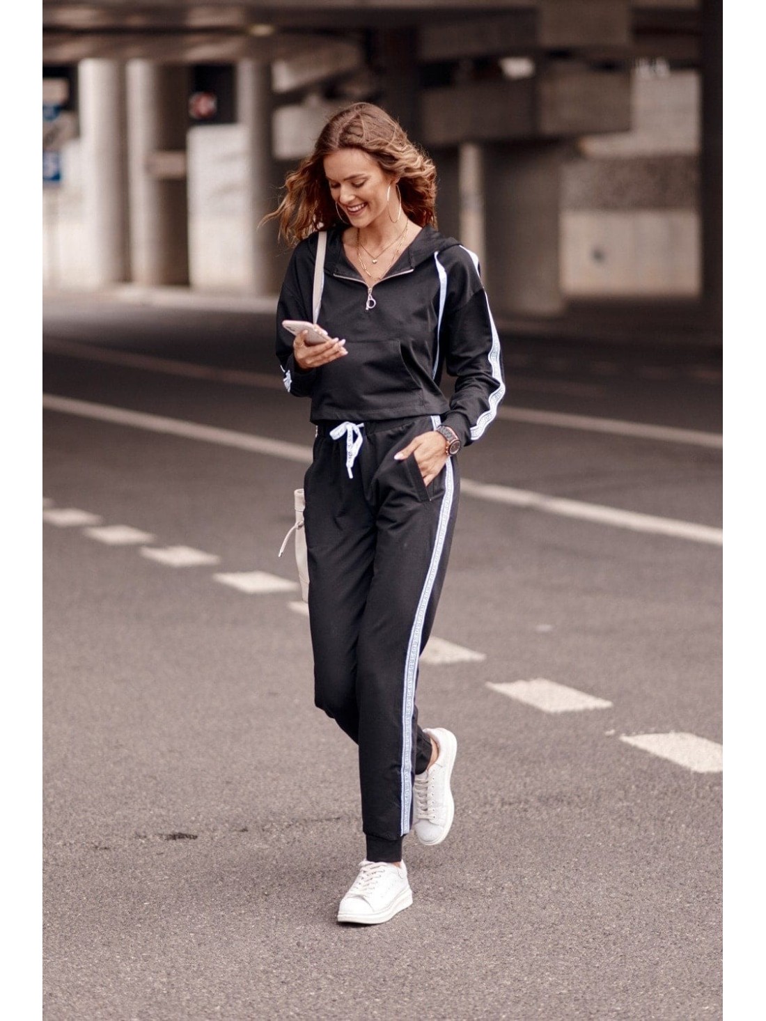 Women\'s tracksuit set with a stripe, black FI659 - Online store - Boutique